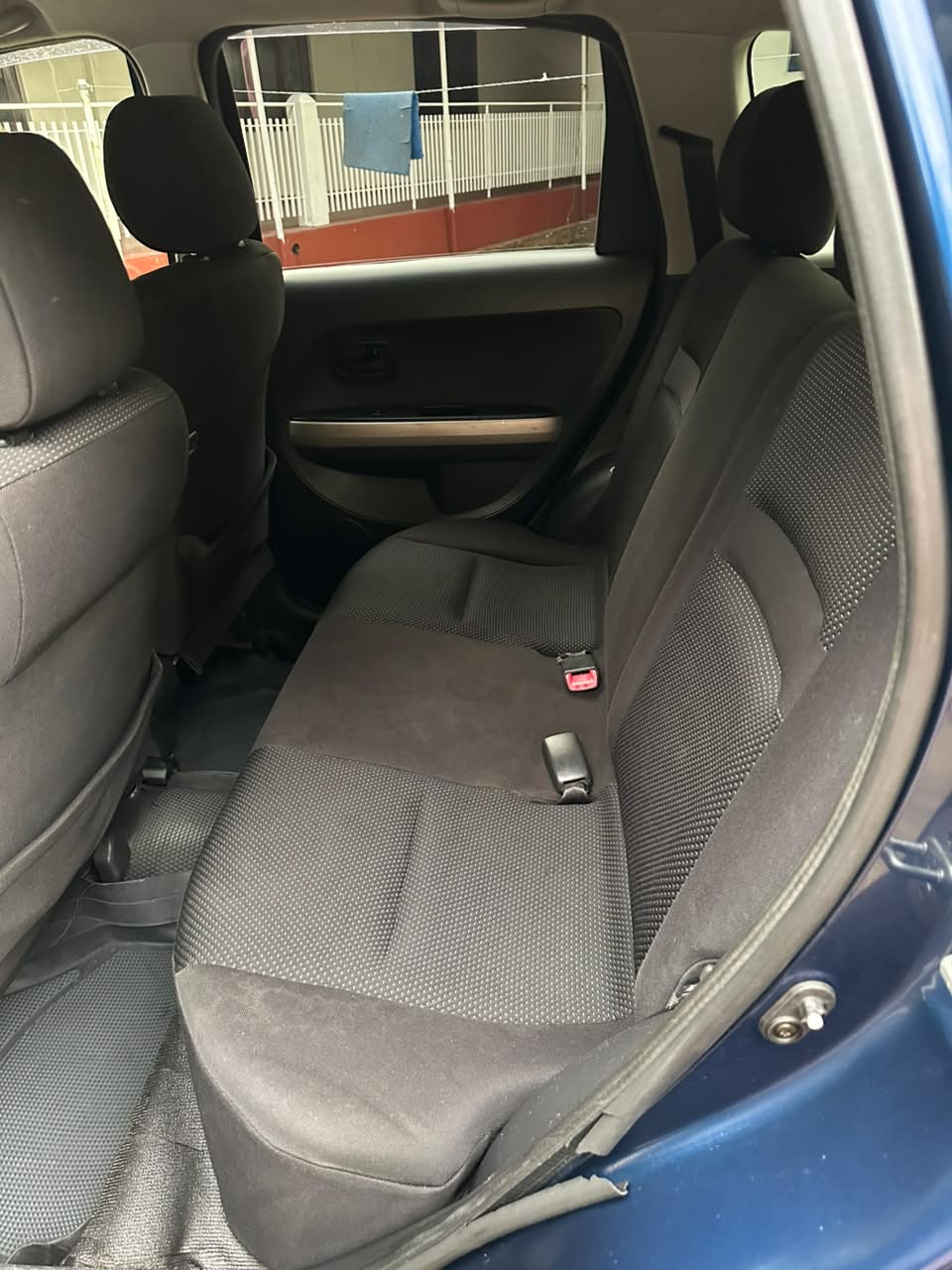 Toyota IST 2003