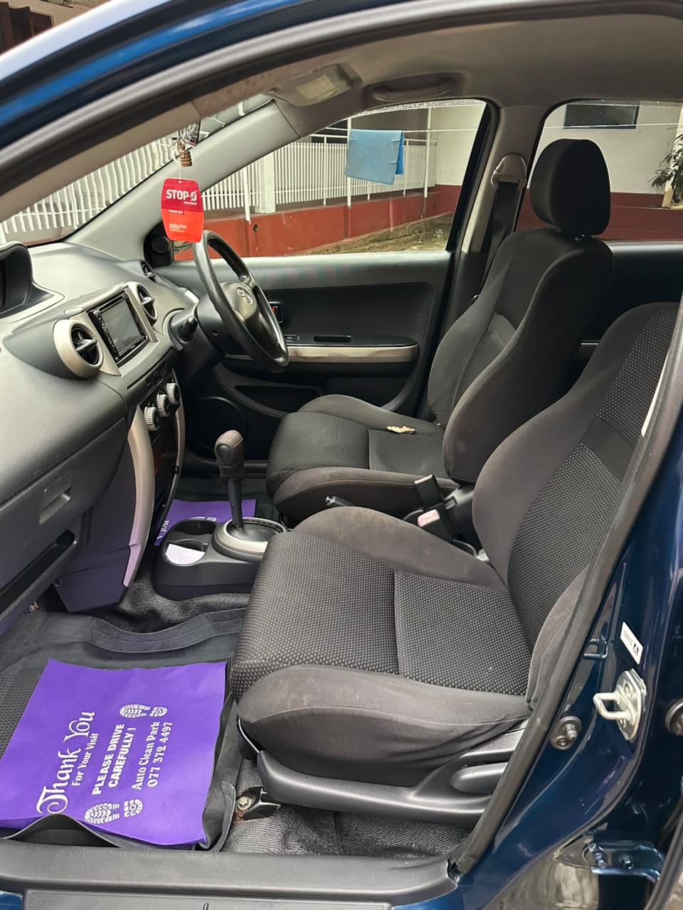 Toyota IST 2003